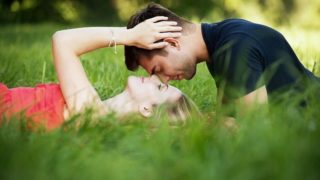 婚活パーティで男性が女性を虜にする会話テクニックとNGトーク